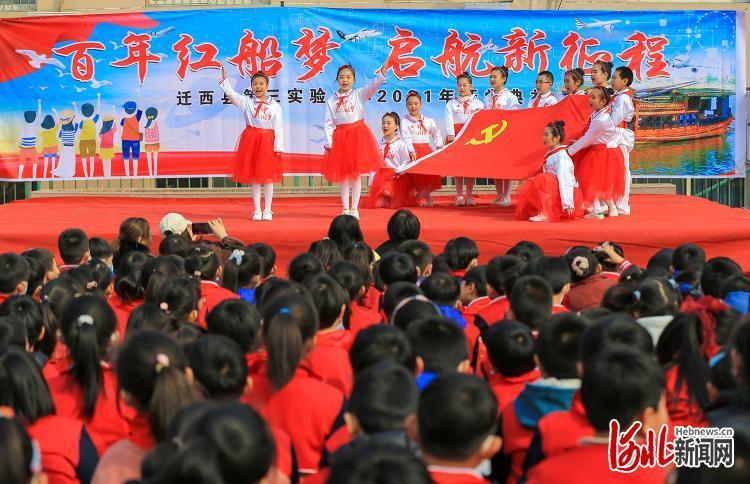 易方达:美国50ETF将于31日开市起至当日10:30停牌